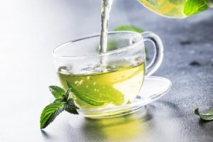 consommer du thé, nutrition et bienfaits pour les seniors